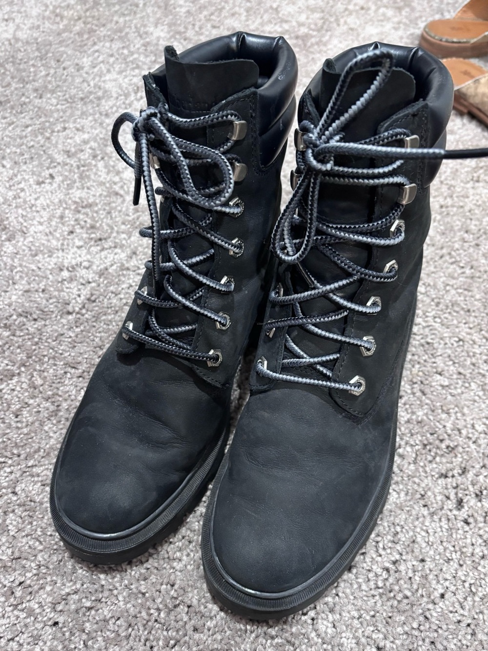 Timberland Women's Black Lace-Up Trail Boots - Picture 3 of 14